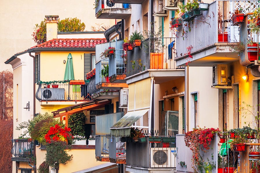 Adaptación a las Particularidades de Hondarribia